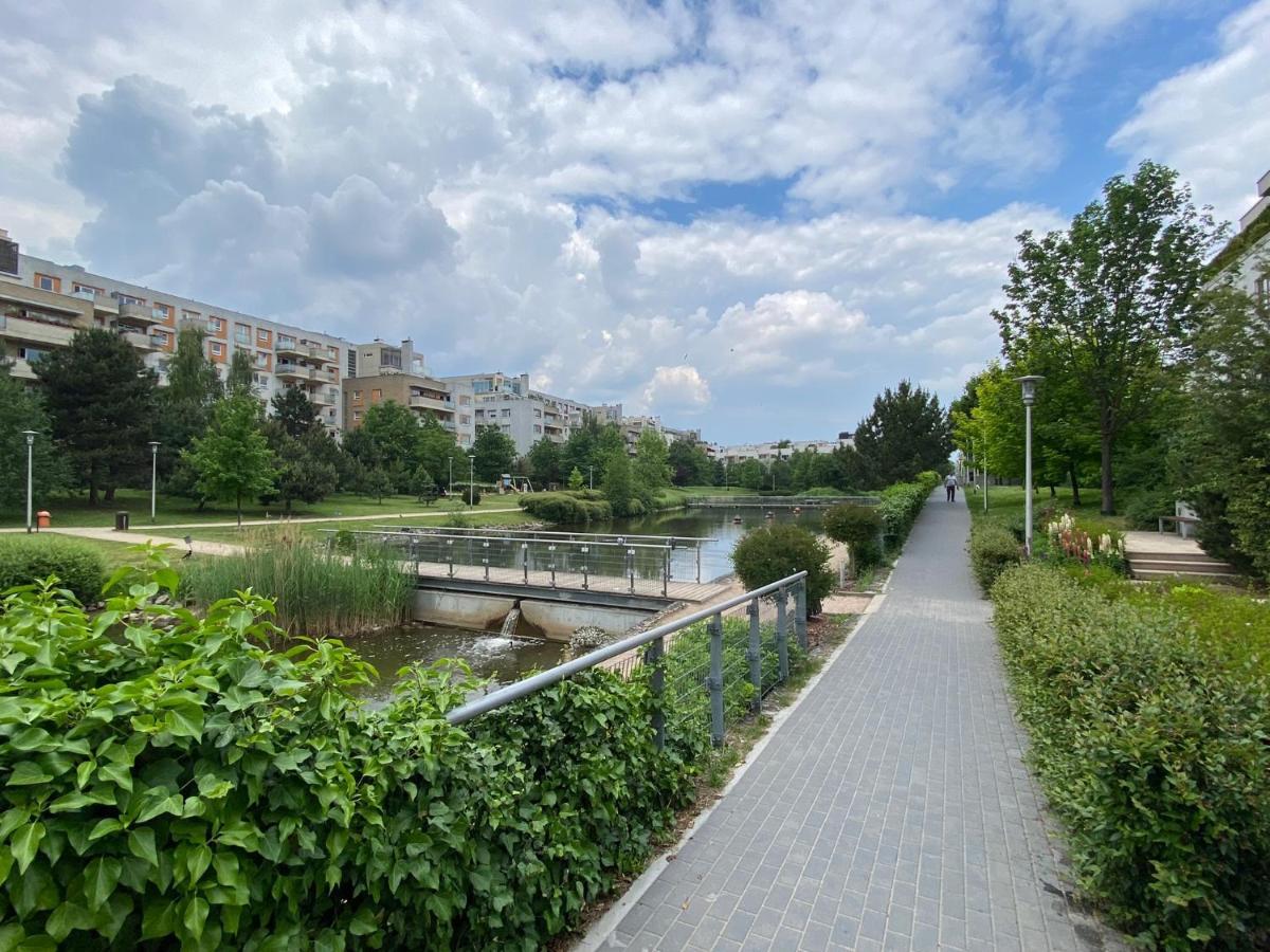 Orientalny Varsóvia Exterior foto